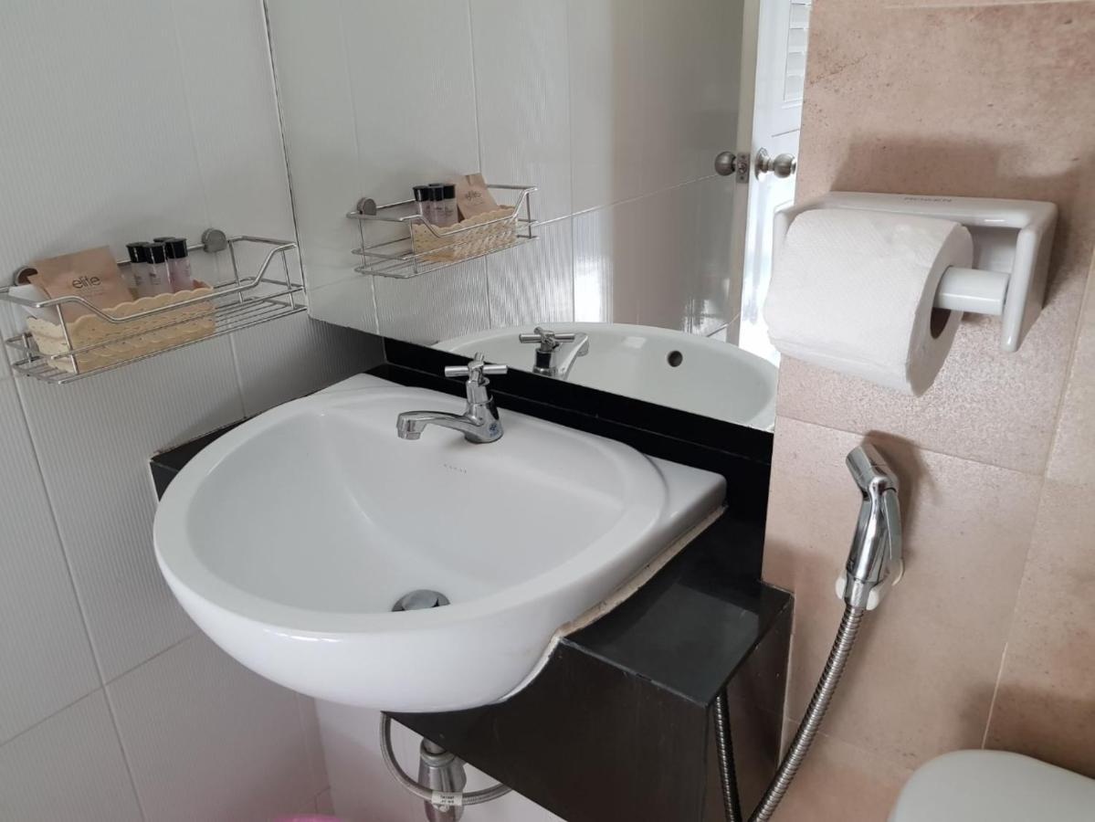 Elite Residence Phitsanulok Sha Eksteriør billede
